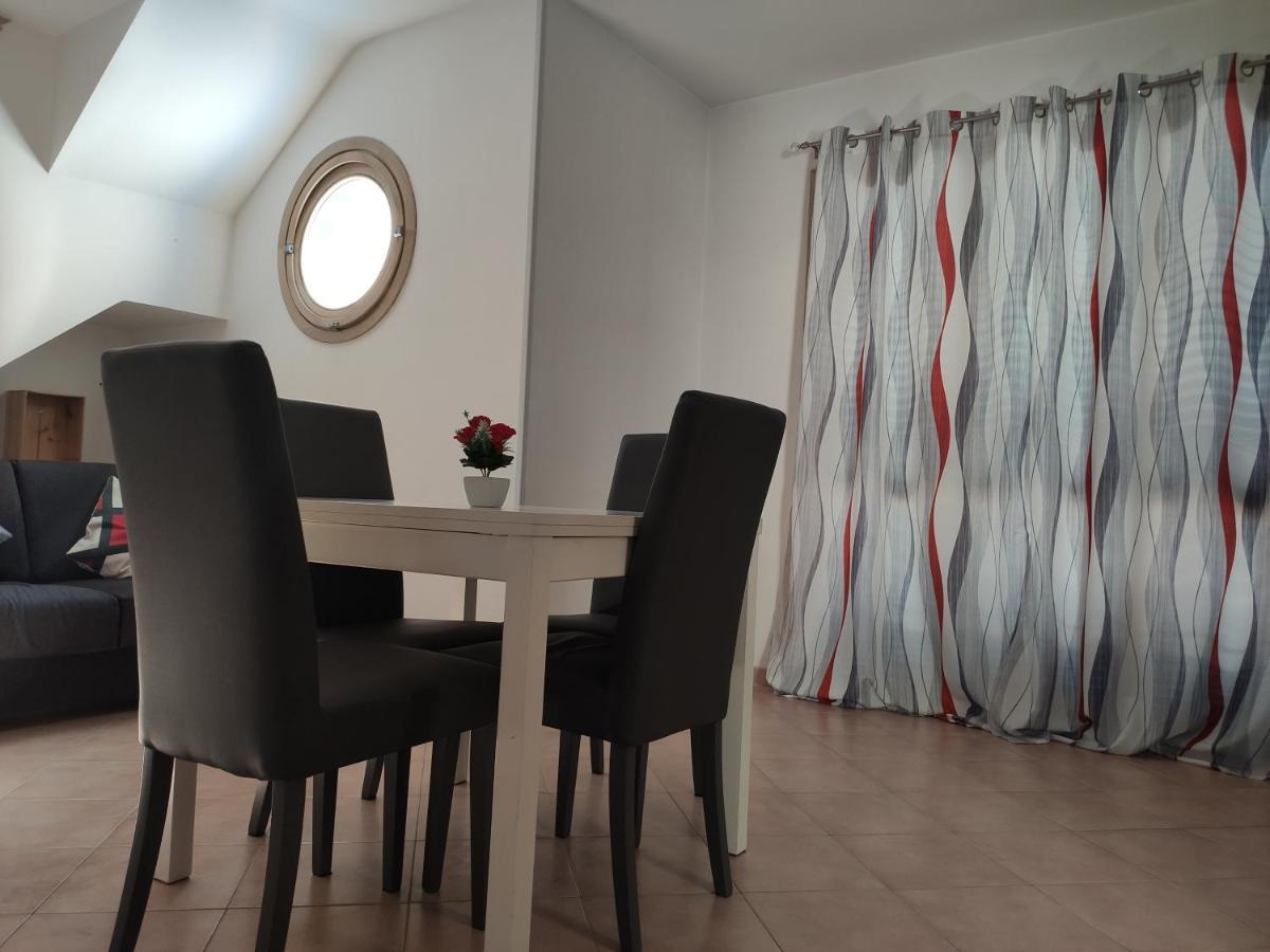 Red Lux Apartment Φιουμιτσίνο Εξωτερικό φωτογραφία